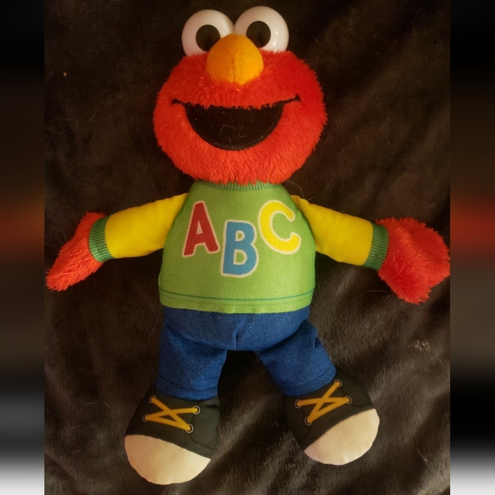 Singing ABCs Elmo